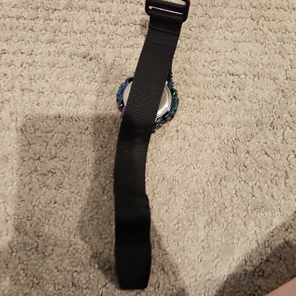 Sketchers Mens lightweight Digital Watch. Fast Strap